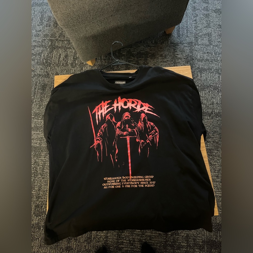 WORKAHOLIX TEE